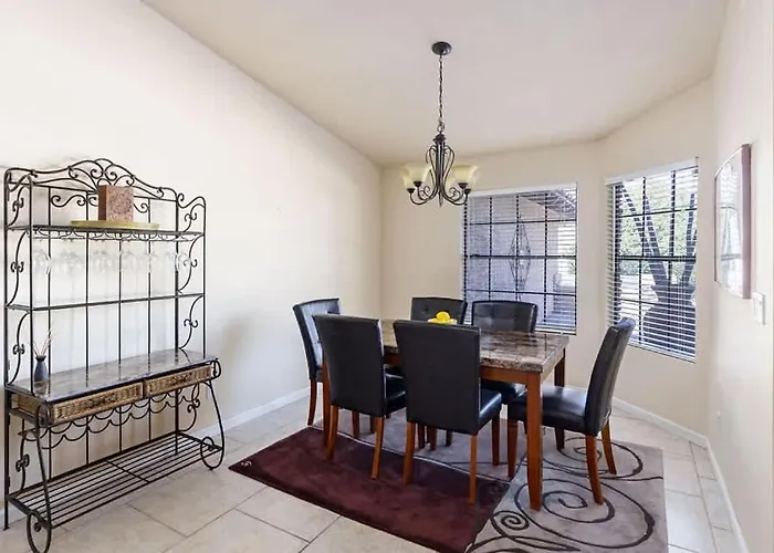 Scottsdale Classic- Pool Heat Available - Fire Pit Phoenix