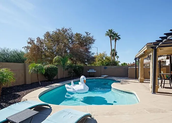 Scottsdale Classic- Pool Heat Available - Fire Pit